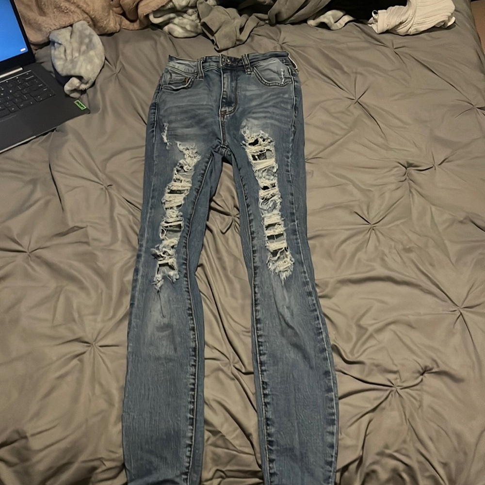 00 small blue ripped jeans
